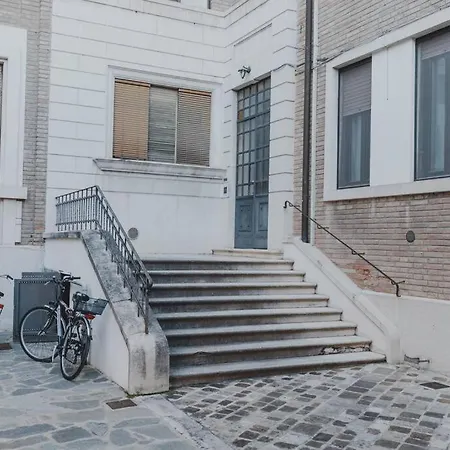 דירה Duomo - Center Elegante Con